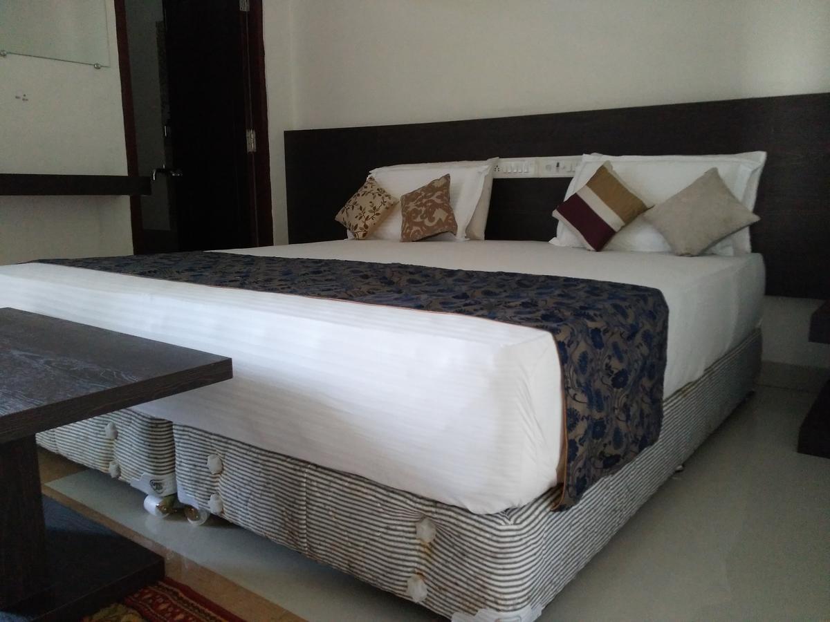 Bed and Breakfast The Residency à Amarkantak Extérieur photo