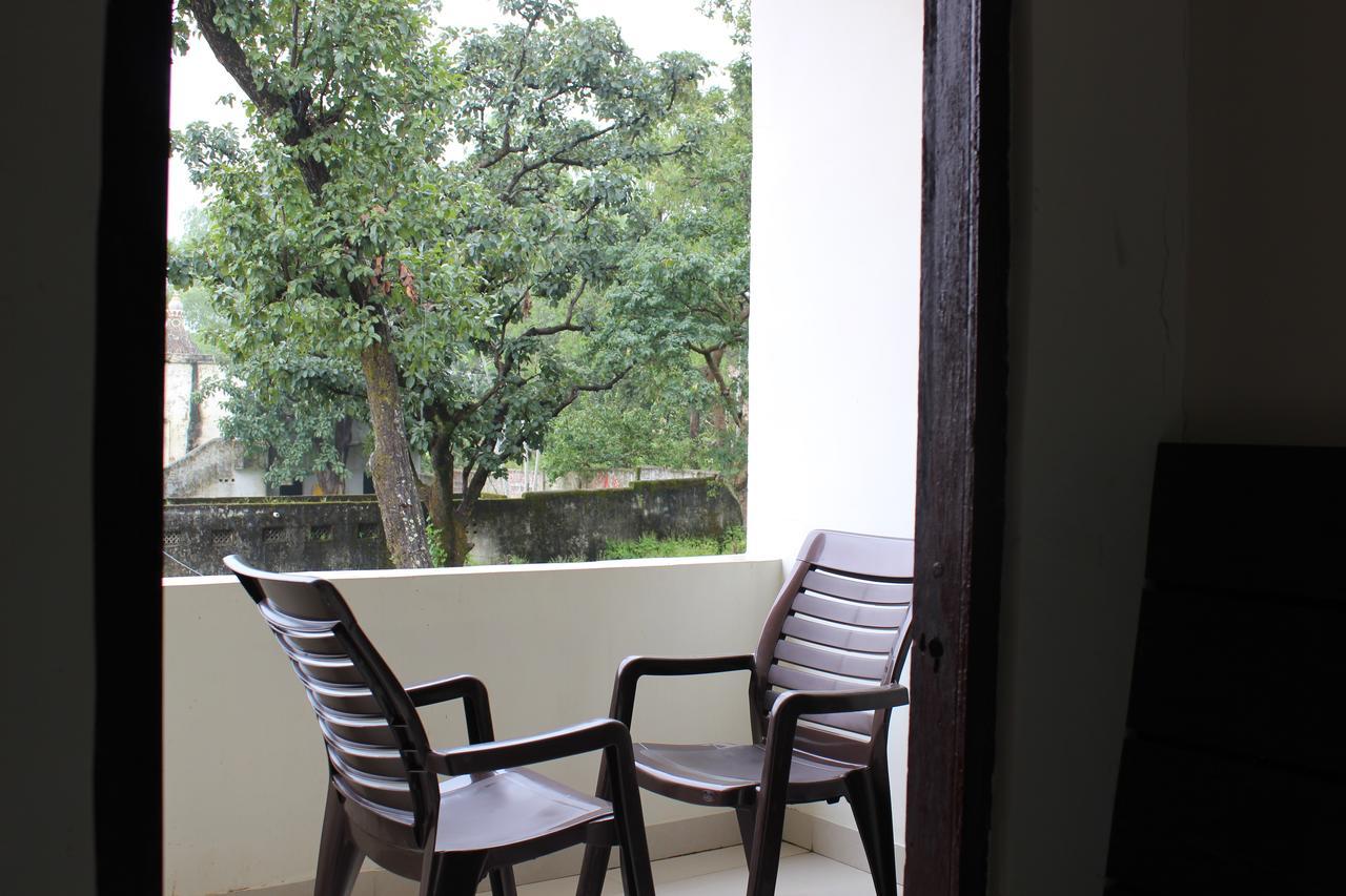 Bed and Breakfast The Residency à Amarkantak Extérieur photo