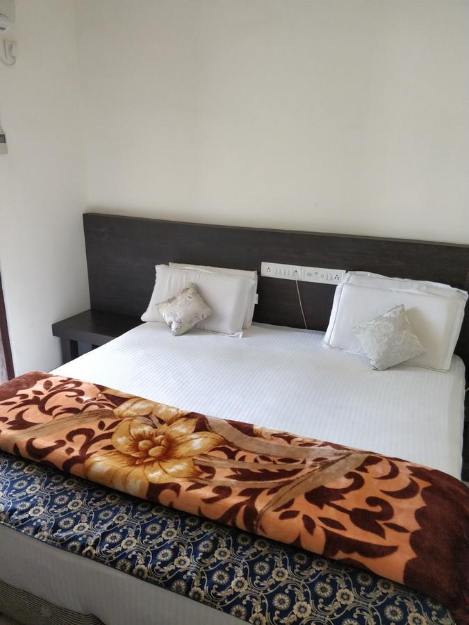 Bed and Breakfast The Residency à Amarkantak Extérieur photo