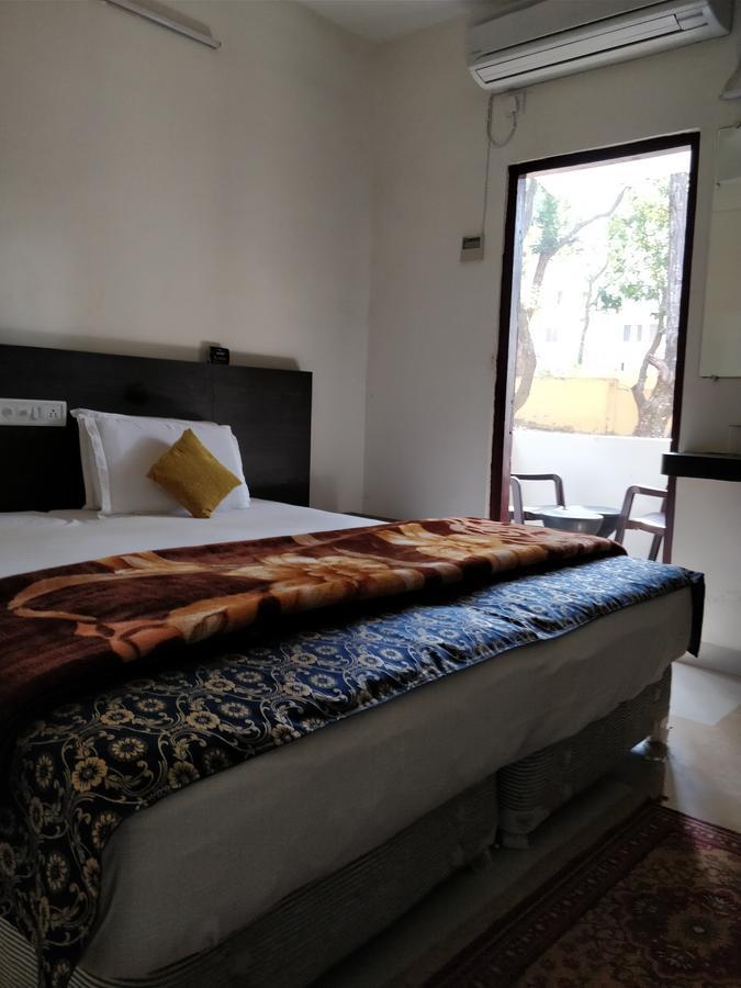 Bed and Breakfast The Residency à Amarkantak Extérieur photo